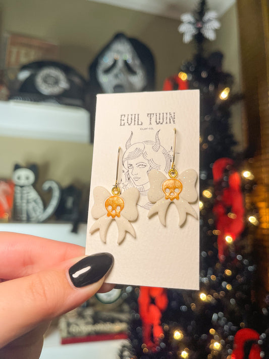 White Skull Bows